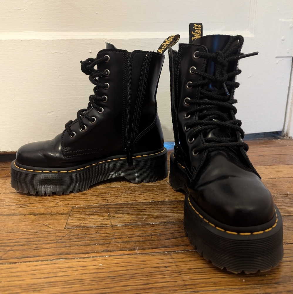 Dr. Marten Jadons US Men's 5 Women's 6
